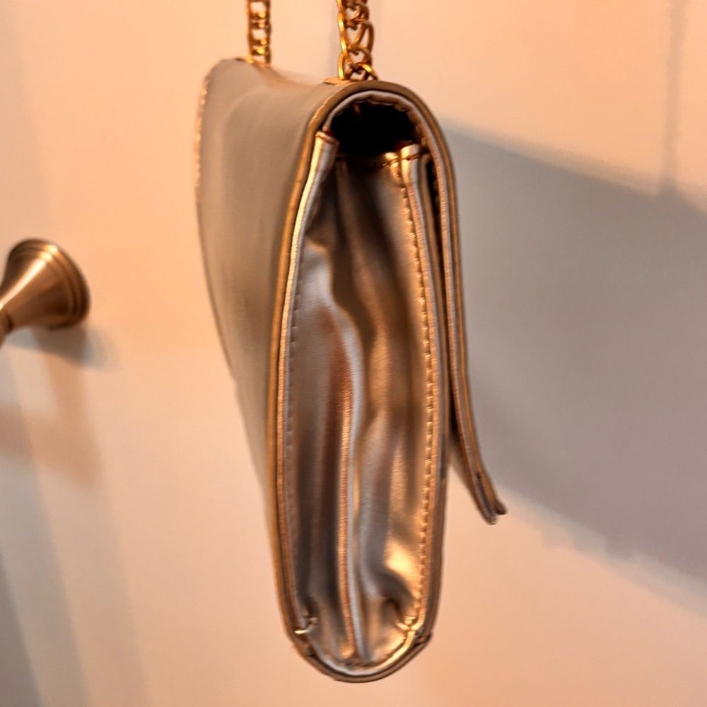 'YVES SAINT LAURENT' Silver Monogram Medium Kate Flap Bag - Picture 10 of 13